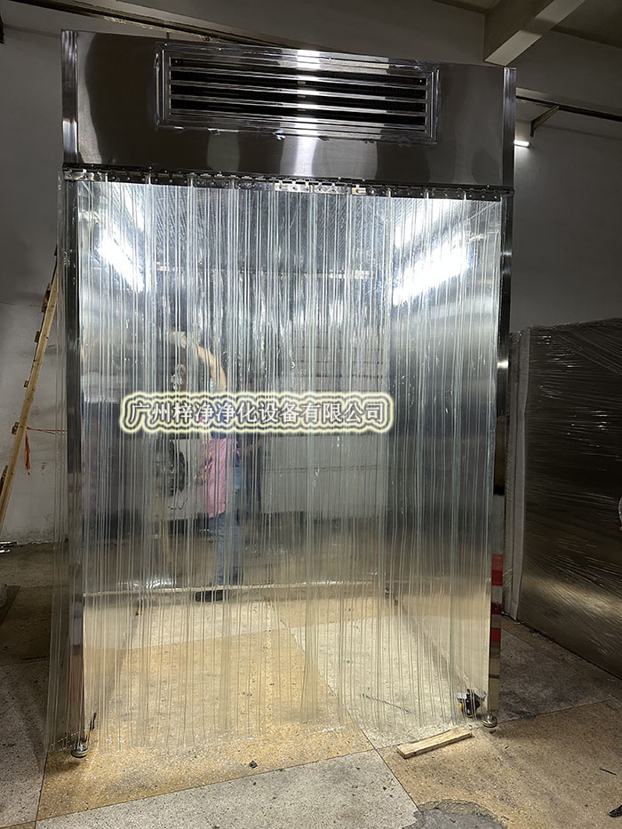潔凈采樣車作為監(jiān)控潔凈車間環(huán)境質(zhì)量的工具，其標(biāo)準(zhǔn)要求尤為嚴(yán)格。