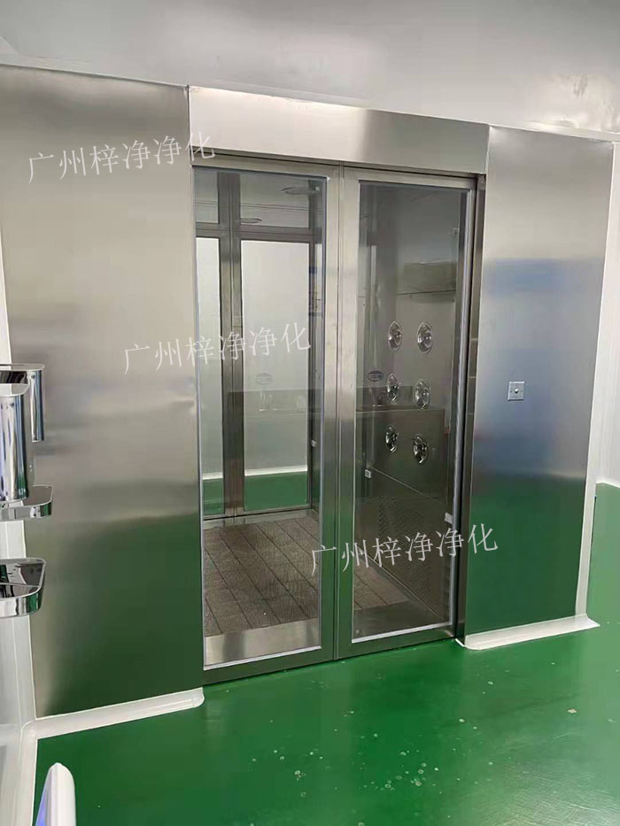 對于貨淋室，則通常位于物料進(jìn)入潔凈室的位置